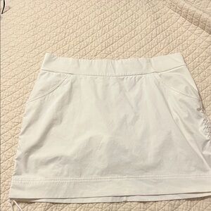 Columbia Women's Skort in Light Khaki